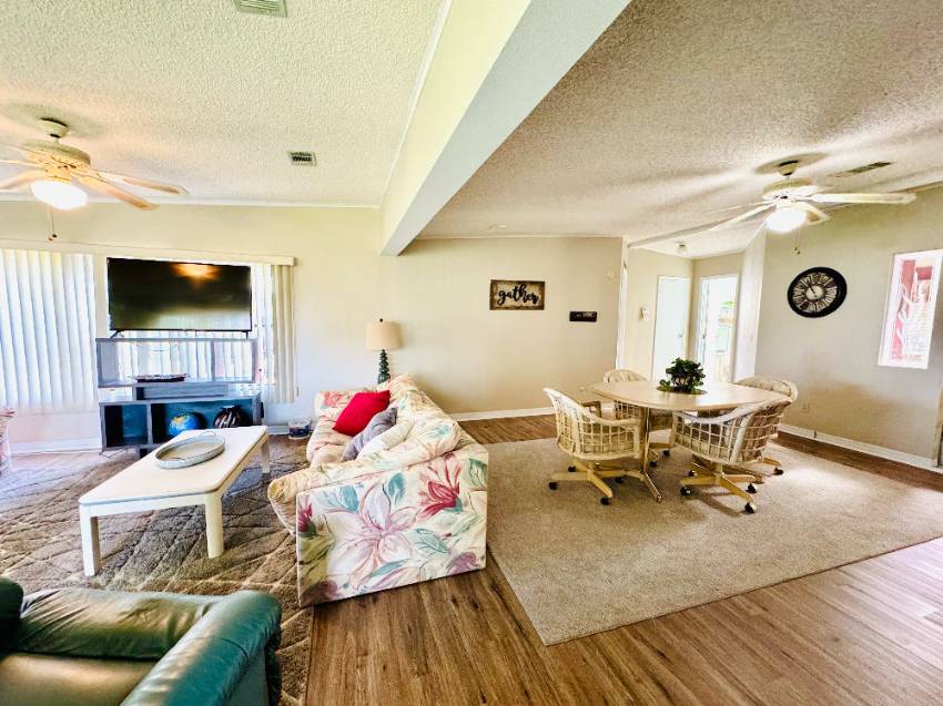 4622 Alvamar Trail a Lakeland, FL Mobile or Manufactured Home for Sale